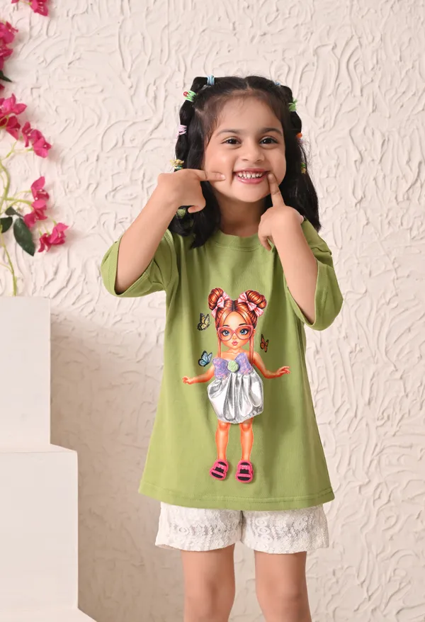 Green_Oversized_Graphic_T-Shirt_for_Girls