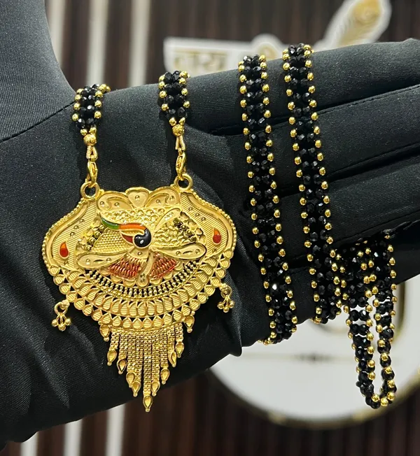One_Gram_Gold_Plated_Pendant_Mangalsutra_Party_Wear