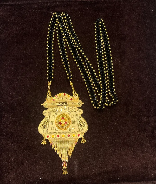 One_Gram_Gold_Plated_Pendant_Mangalsutra_Party_Wear