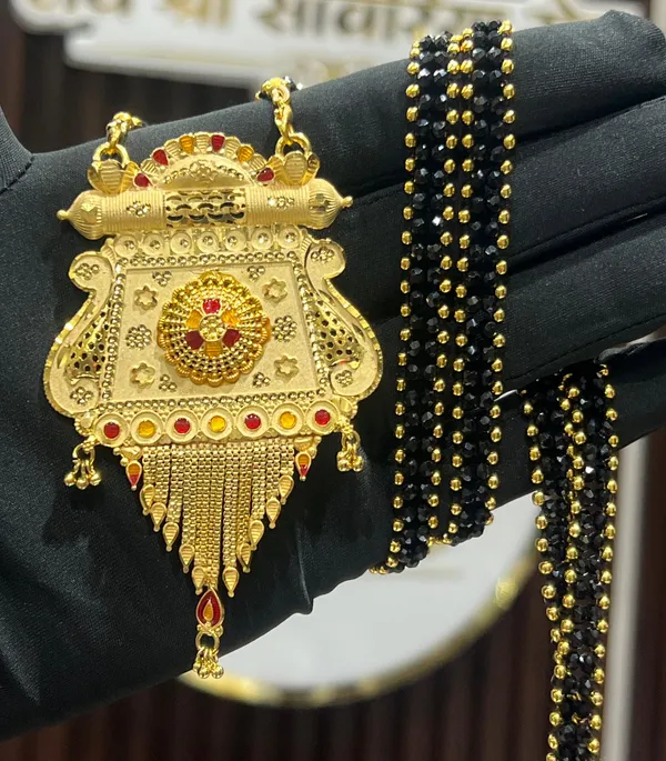 One_Gram_Gold_Plated_Pendant_Mangalsutra_Party_Wear