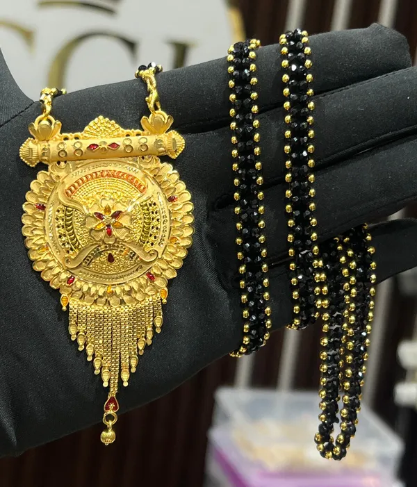 One_Gram_Gold_Plated_Pendant_Mangalsutra_Party_Wear