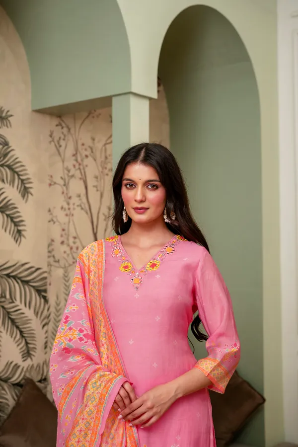 Pink_Printed_Kurta_Palazzo_Set_With_Dupatta_For_Women