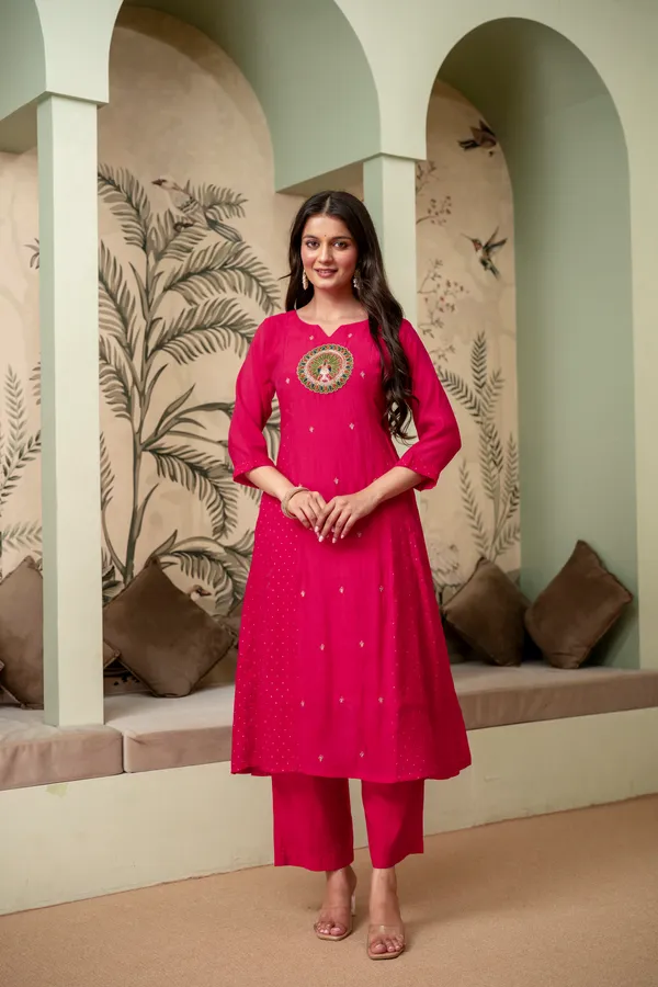 Magenta_Embroidered_Kurta_Set_For_Women