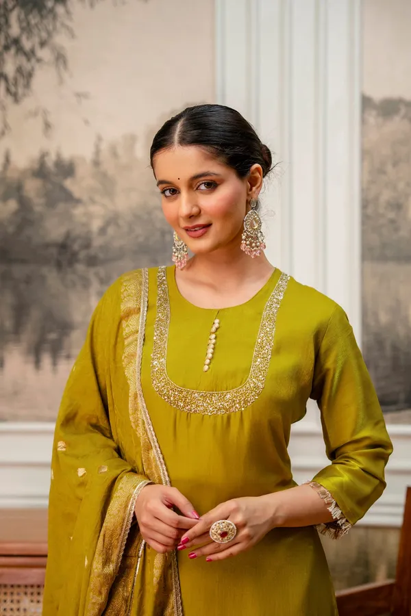 Goldenrod_Premium_Tissue_Simar_Kurta_Pant_Set