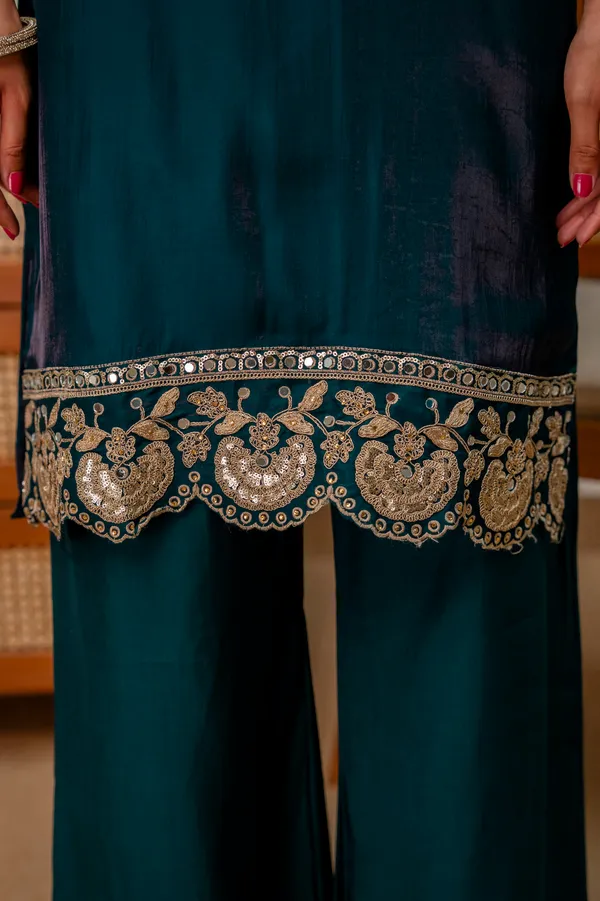 Teal_Embroidered_Straight_Kurta_Set_For_Women