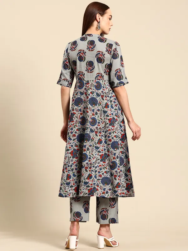 Blue_Pure_Cotton_Pleated_Floral_Printed_Kurta_With_Palazzos_For_Women