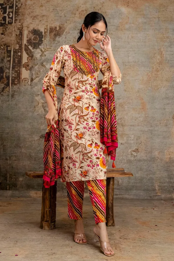 Orange_Pure_Cotton_Embroidered_Floral_Printed_Kurta_Set_For_Women