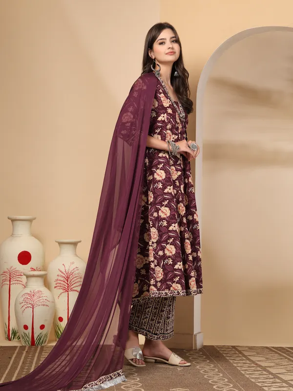 Purple_Pure_Cotton_Regular_Floral_Printed_Sequinned_Kurta_Set_For_Women