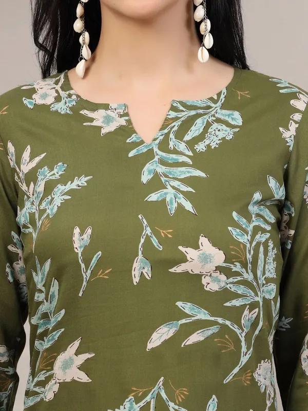 Green_Viscose_Rayon_Floral_Printed_Top_Palazzo_Co-Ords_For_Women