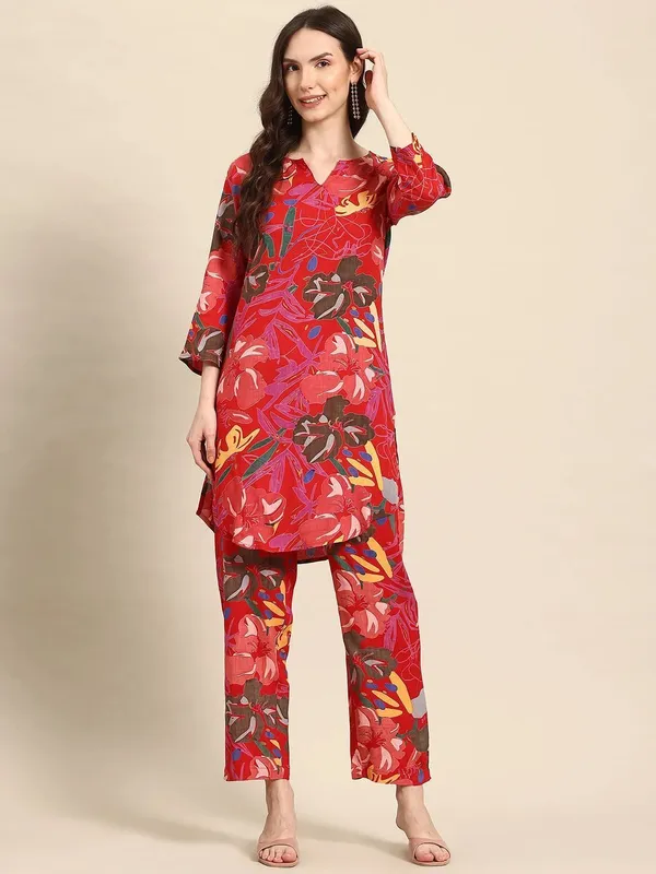 Red_Viscose_Rayon_Floral_Printed_Top_Palazzo_Co-Ords_For_Women
