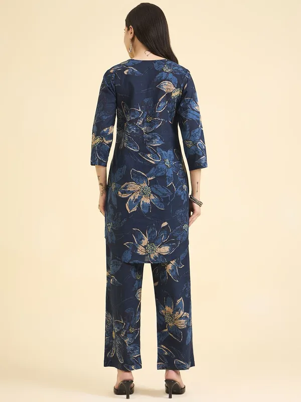 Blue_Pure_Cotton_Floral_Printed_Straight_Co-Ords_For_Women