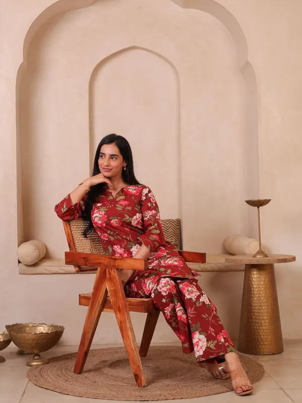 Maroon_Pure_Cotton_Floral_Printed_Straight_Co-Ords_For_Women
