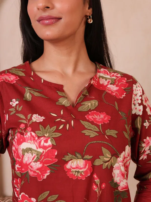 Maroon_Pure_Cotton_Floral_Printed_Straight_Co-Ords_For_Women