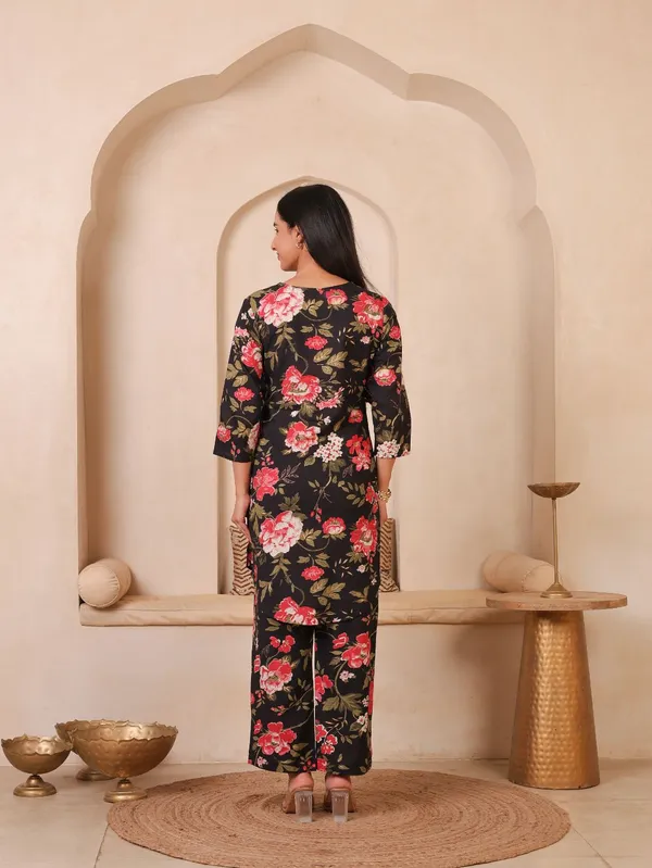 Black_Pure_Cotton_Floral_Printed_Straight_Co-Ords_For_Women