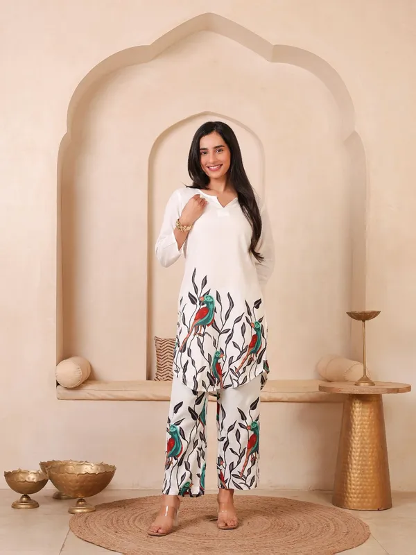 White_Viscose_Rayon_Printed_Relaxed_Top_Palazzo_Co-Ords_For_Women