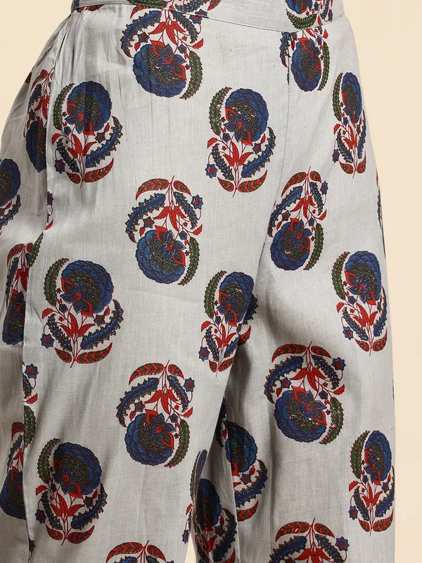 Blue_Pure_Cotton_Pleated_Floral_Printed_Kurta_With_Palazzos_For_Women