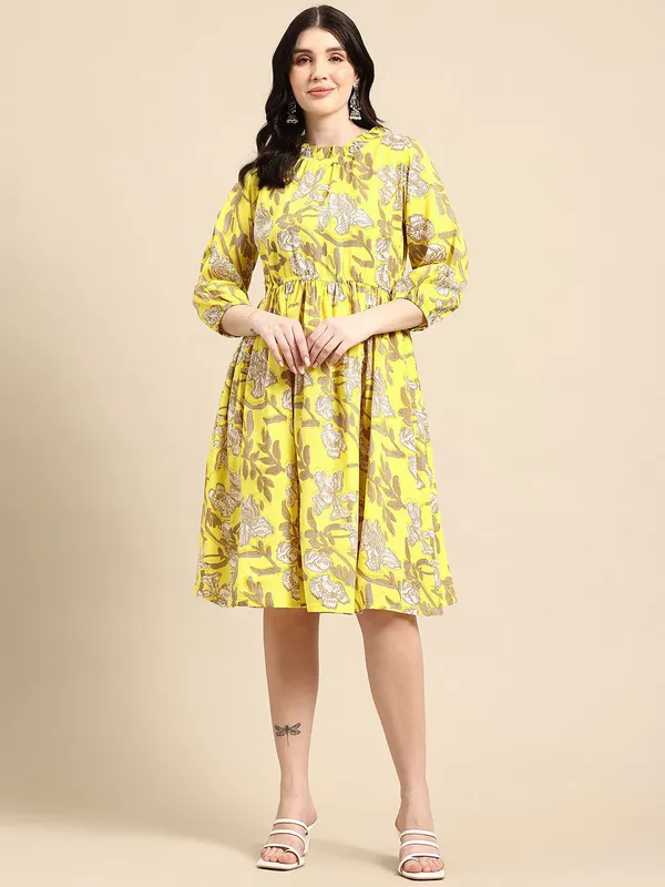 Yellow_Viscose_Rayon_Fit_&_Flare_Floral_Printed_Dress_For_Women