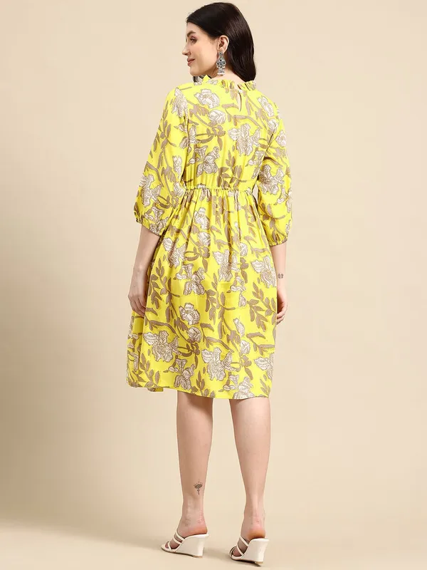 Yellow_Viscose_Rayon_Fit_&_Flare_Floral_Printed_Dress_For_Women