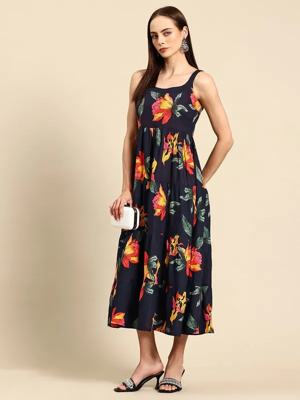 Black_Viscose_Rayon_Layered_Fit_&_Flare_Floral_Dress_For_Women