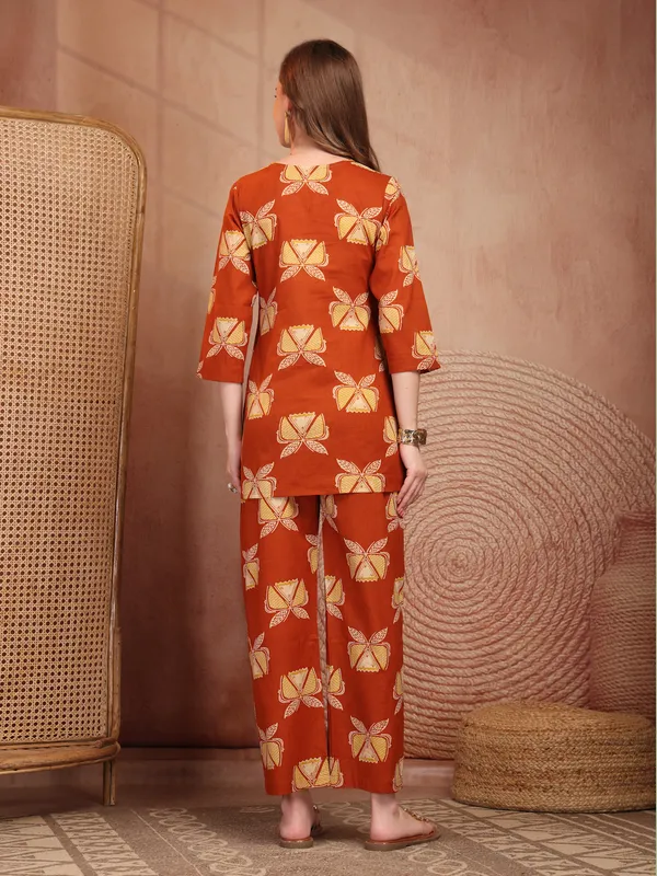 Pure_Cotton_Geometric_Printed_Top_with_Palazzos_Co-Ords