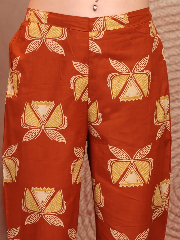 Pure_Cotton_Geometric_Printed_Top_with_Palazzos_Co-Ords