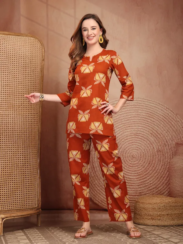 Pure_Cotton_Geometric_Printed_Top_with_Palazzos_Co-Ords