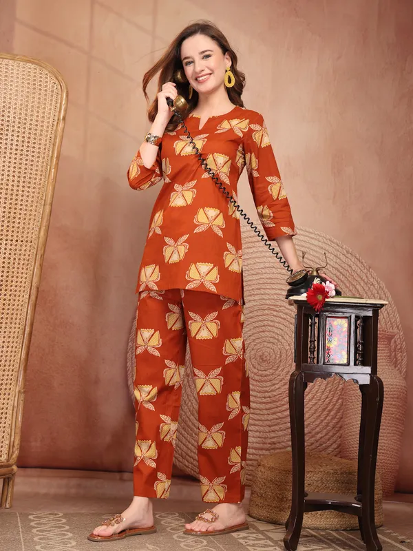 Pure_Cotton_Geometric_Printed_Top_with_Palazzos_Co-Ords