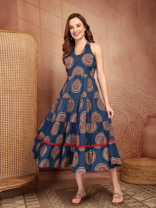 Pure_Cotton_Halter_Neck_Tiered_A-Line_Ethnic_Dress