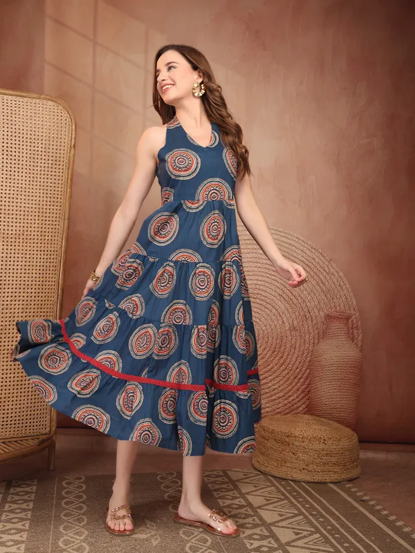 Pure_Cotton_Halter_Neck_Tiered_A-Line_Ethnic_Dress