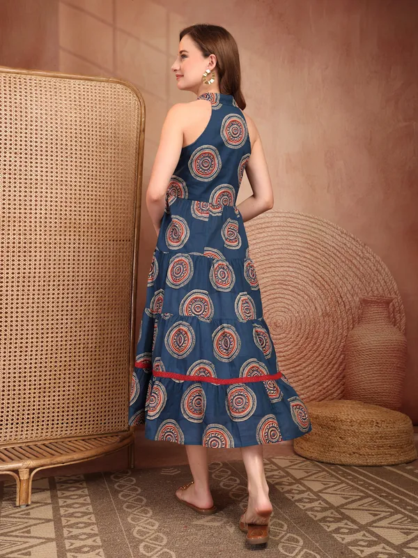 Pure_Cotton_Halter_Neck_Tiered_A-Line_Ethnic_Dress