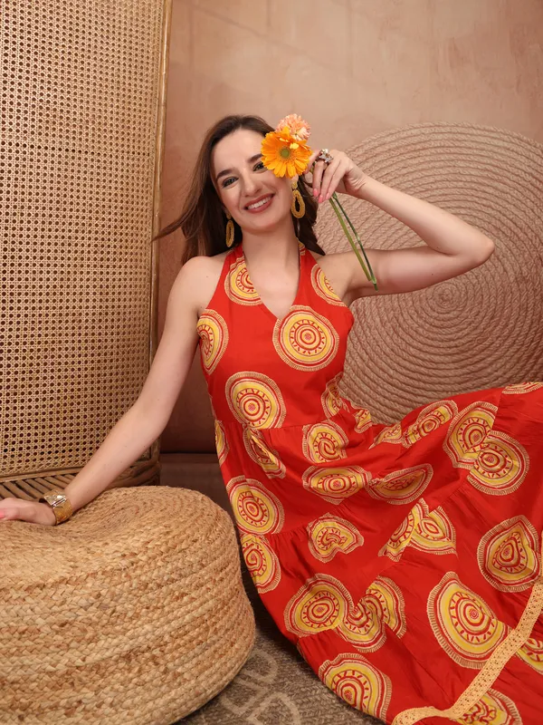 Pure_Cotton_Halter_Neck_Tiered_A-Line_Ethnic_Dress