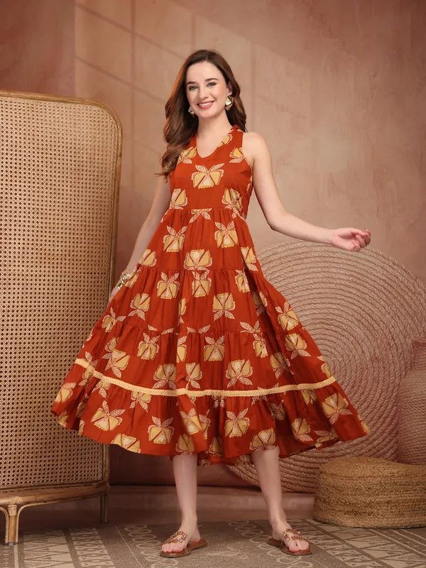 Pure_Cotton_Halter_Neck_Tiered_A-Line_Ethnic_Dress