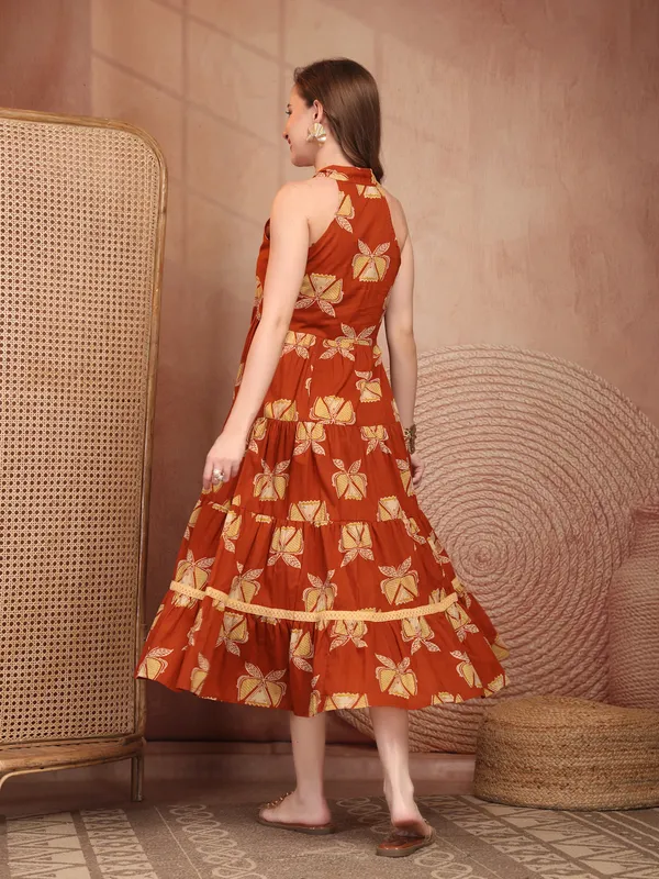 Pure_Cotton_Halter_Neck_Tiered_A-Line_Ethnic_Dress