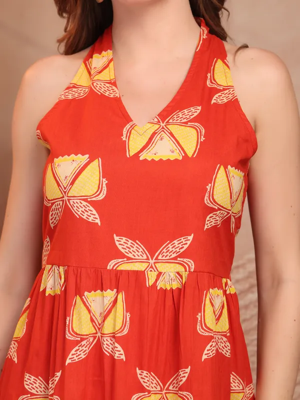 Pure_Cotton_Halter_Neck_Tiered_A-Line_Ethnic_Dress