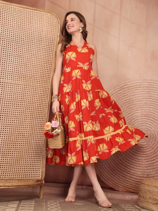 Pure_Cotton_Halter_Neck_Tiered_A-Line_Ethnic_Dress