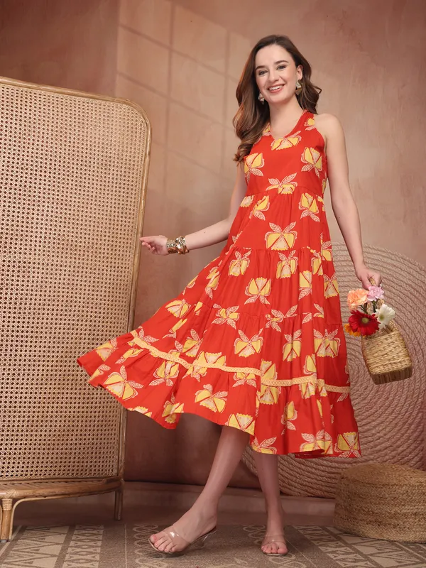 Pure_Cotton_Halter_Neck_Tiered_A-Line_Ethnic_Dress