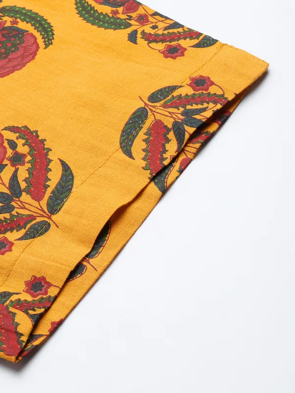 Mustard_Pure_Cotton_Pleated_Floral_Printed_Kurta_With_Palazzos_For_Women