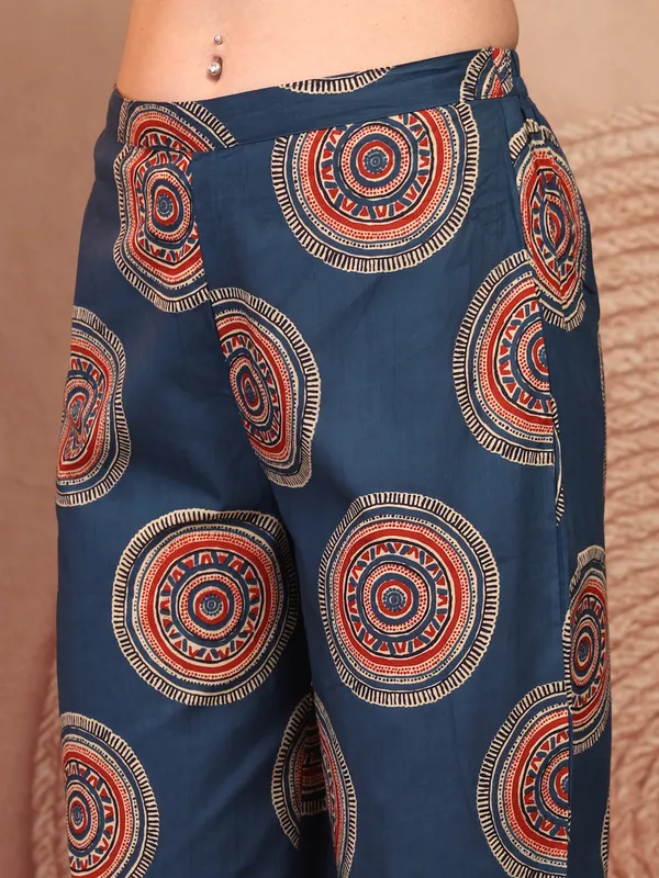 Pure_Cotton_Geometric_Printed_Top_with_Palazzos_Co-Ords