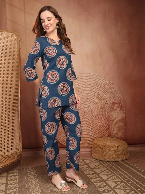 Pure_Cotton_Geometric_Printed_Top_with_Palazzos_Co-Ords