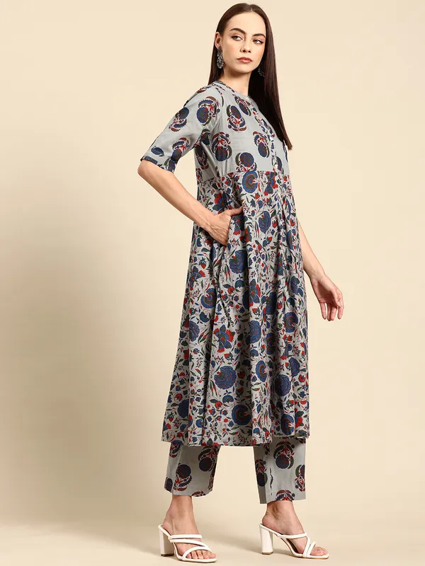 Blue_Pure_Cotton_Pleated_Floral_Printed_Kurta_With_Palazzos_For_Women