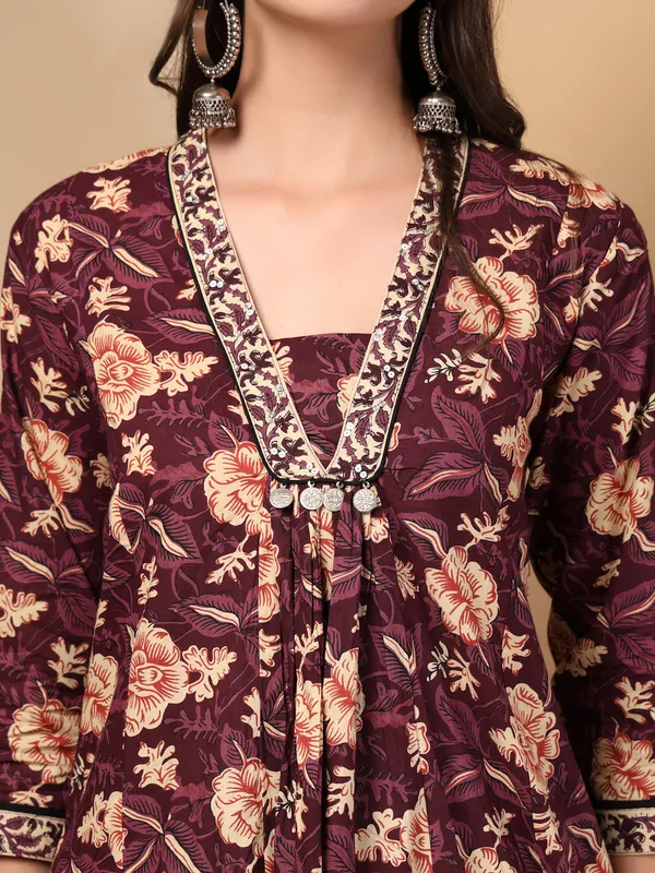 Purple_Pure_Cotton_Regular_Floral_Printed_Sequinned_Kurta_Set_For_Women