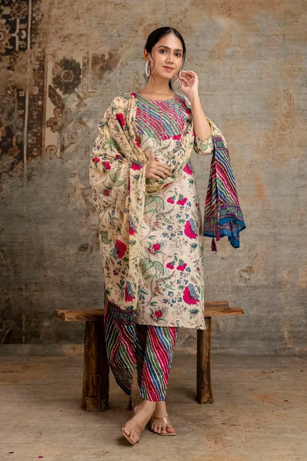 Pink_Pure_Cotton_Embroidered_Floral_Printed_Kurta_Set_For_Women