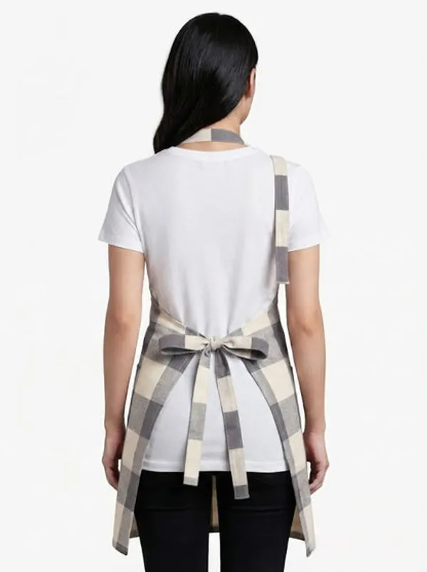 Premium_Cotton_Checkered_Kitchen_Apron_With_Pockets_Grey