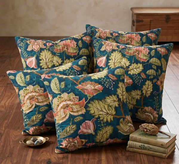 Luxury_Floral_Printed_Cushion_Cover_Midnight_Green_Decorative_Sofa_Pillow_Cover_Soft_Durable_Home_Decor_18_X_18_Inch