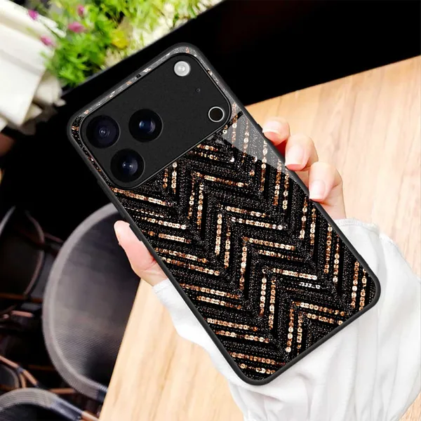 Black_Geometric_Pattern_Phone_Case