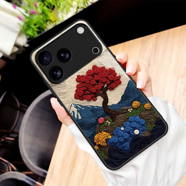 Artistic_Tree_Pattern_Textured_Phone_Case