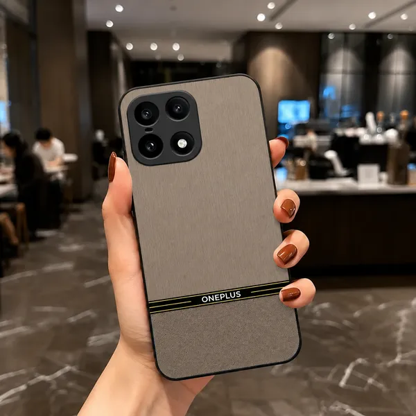 Beige_Textured_Phone_Case_With_Black_Gold_Stripe