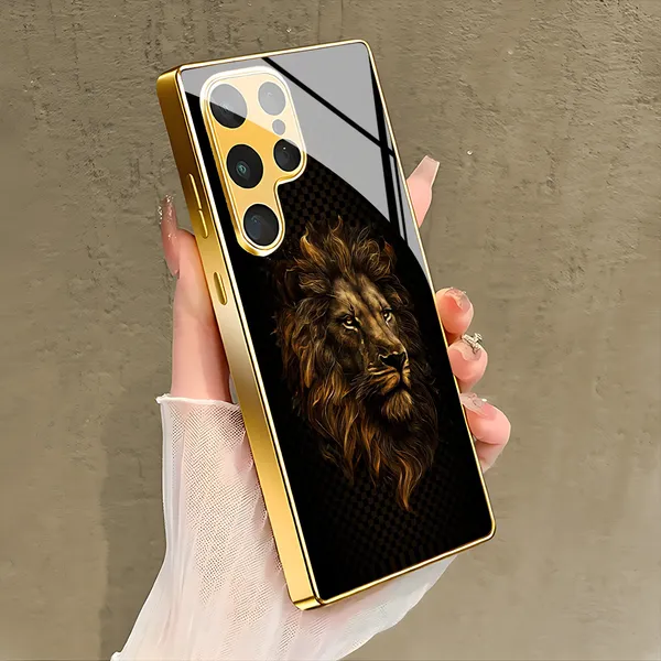 Gold_Lion_Graphic_Smartphone_Case