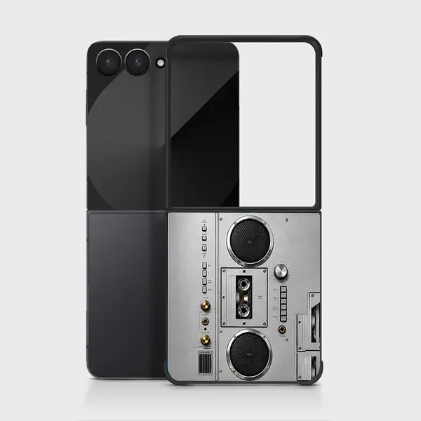 Silver_Retro_Boombox_Phone_Case_for_Smartphones