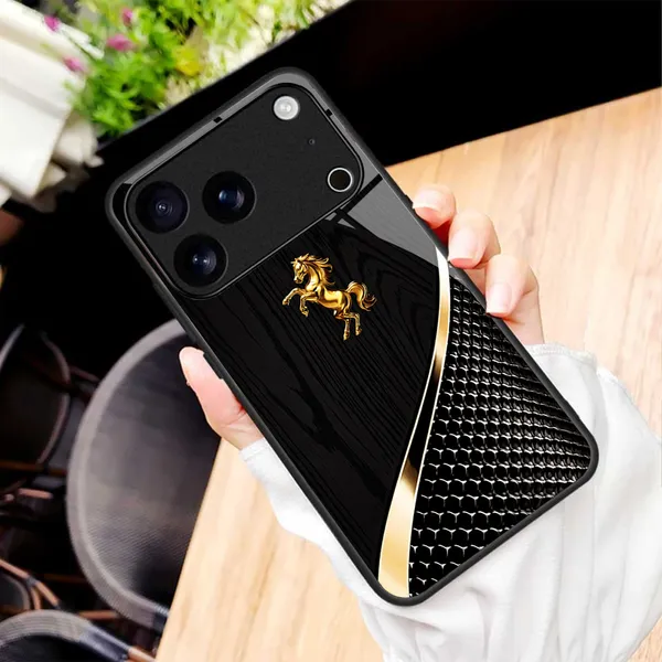 Black_Horse_Print_Textured_Phone_Case
